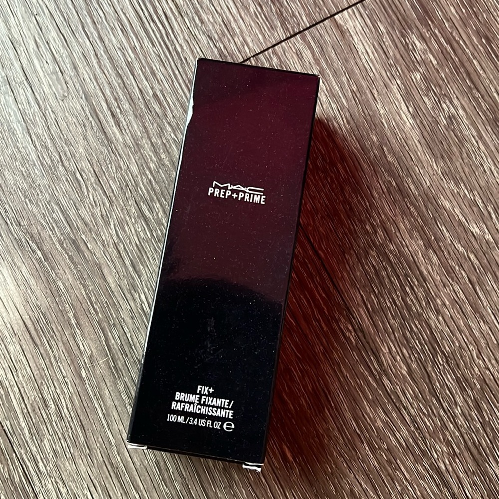 MAC Fix + Plus New Never Used
